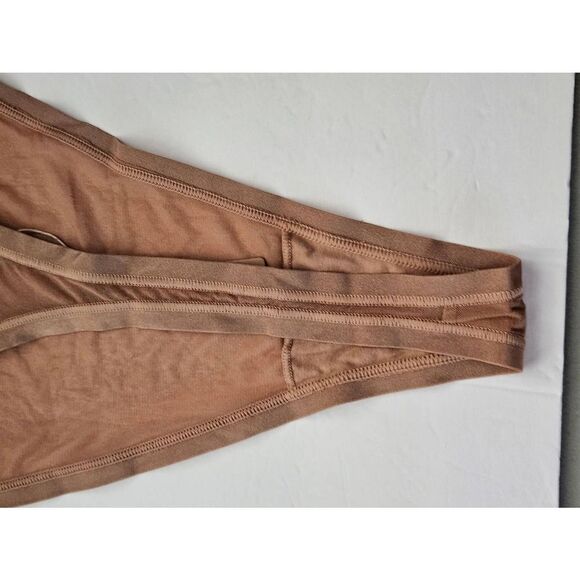 Skims thong Nwt - Picture 7 of 9